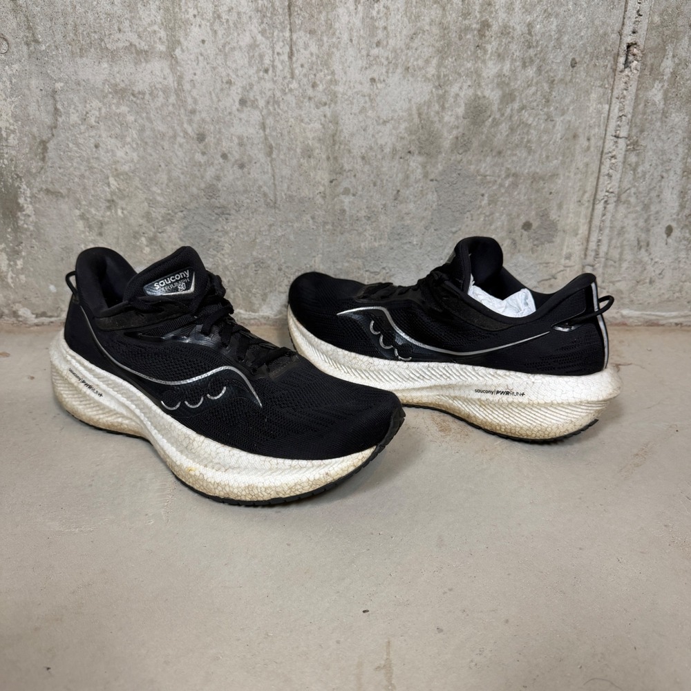 Saucony Triumph 21 Mens Running Shoes Black White S20881-10 Size 9
